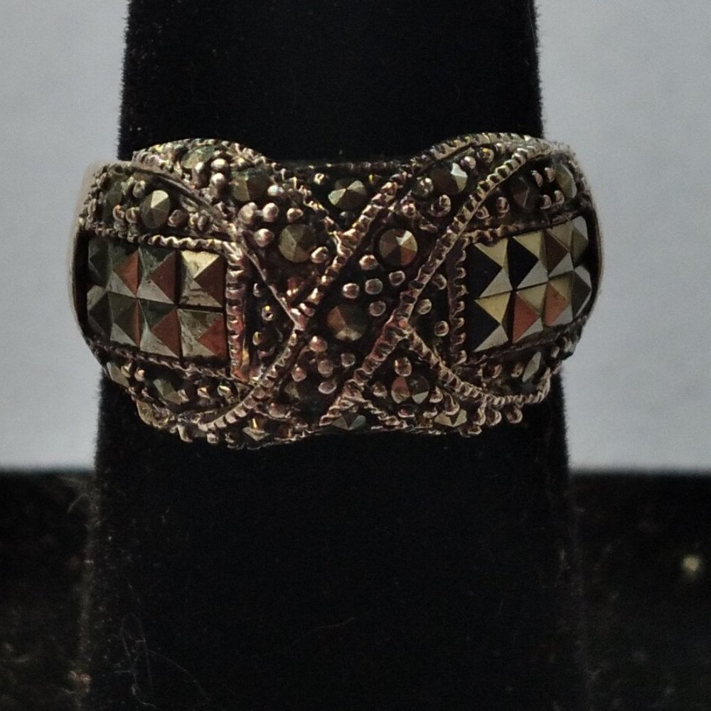 Vintage .925 Sterling Silver and Marcasite Ring